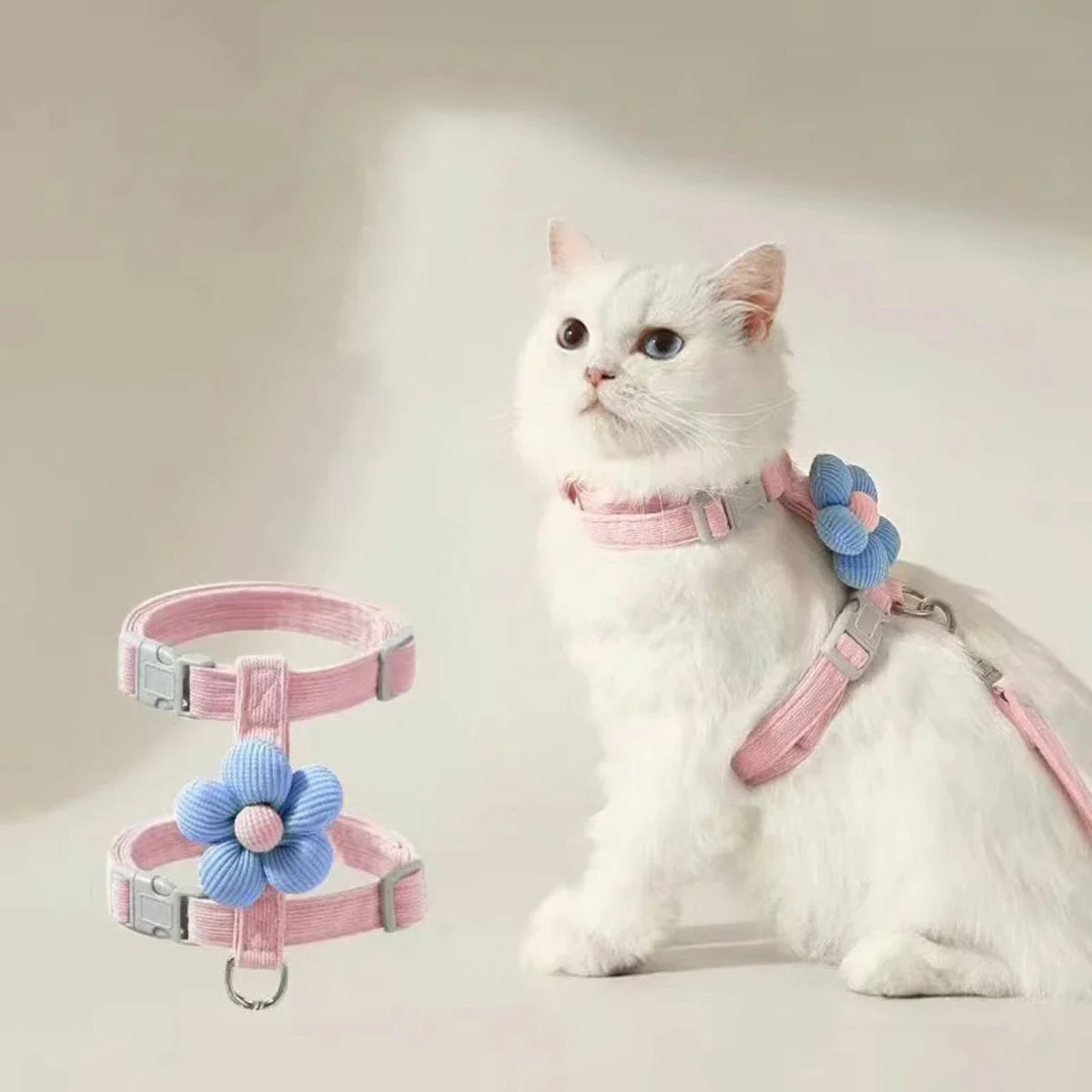 Harnais & Laisse pour Chat – Kit Réglable Doux & Sécurisé